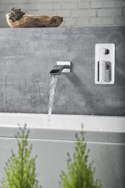 Sapho Ginko - Baduitloop Voor Inbouwkraan, Chroom 1205-03 -Grohe Verkoop 989c1e7fdd83c7a52cdf37b6